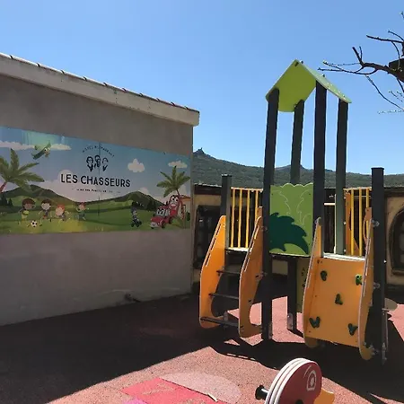 Hotel Restaurant Les Chasseurs *