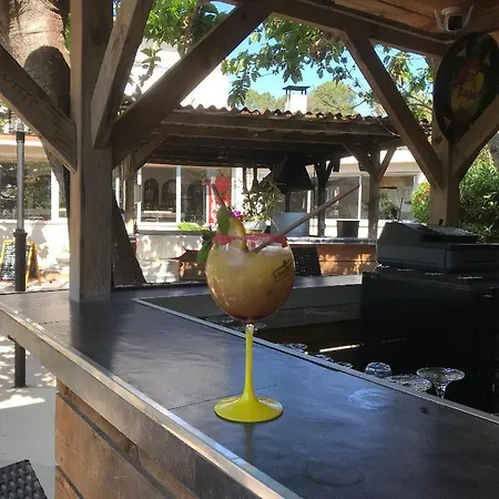 Restaurant Les Chasseurs Marine de Pietracorbara