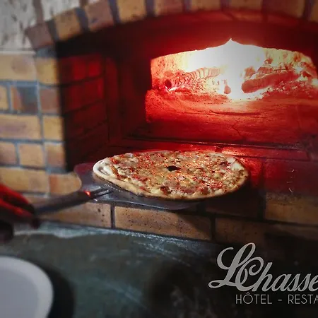 Hotel Restaurant Les Chasseurs *