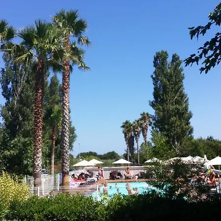 Hotel Restaurant Les Chasseurs Marine de Pietracorbara