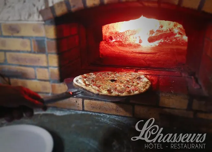 فندق Restaurant Les Chasseurs *