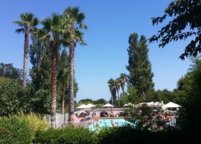 فندق Restaurant Les Chasseurs Marine de Pietracorbara